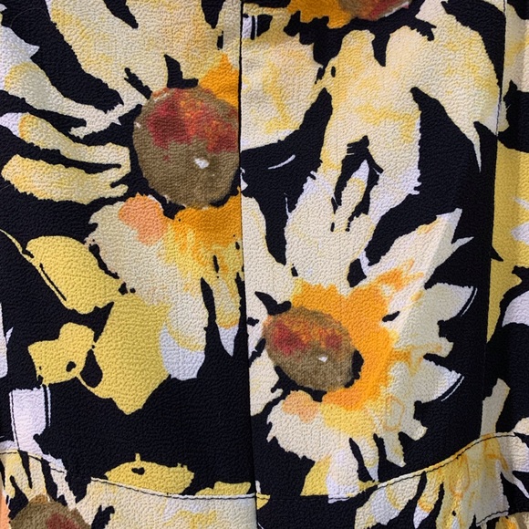 Donna Morgan Floral Dress (sunflowers), size 16, never worn - Picture 9 of 11
